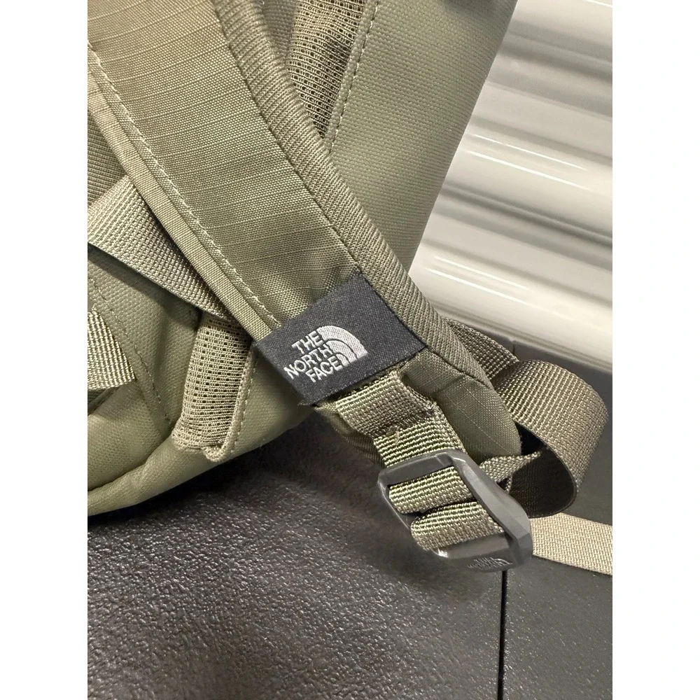 The North Face Recon Backpack Olive Green Pink FlexVent Laptop Bag